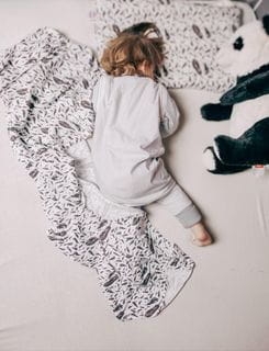 Śpiworek do spania od 1 do 2,5 lat z nóżkami szara bawełna Premium