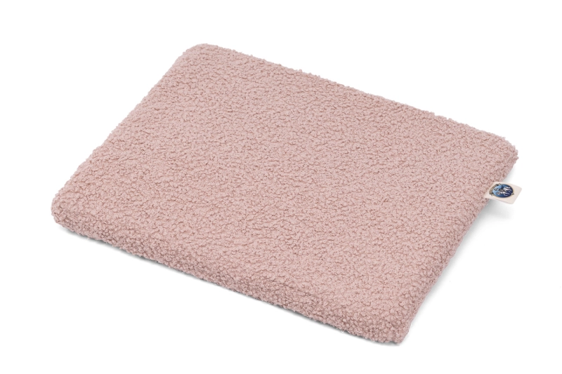 Podkładka podwyższająca do fotelika różowy baranek | BOUCLE