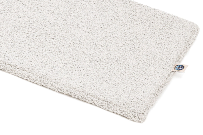 Podkładka podwyższająca do sofy kremowy baranek | BOUCLE